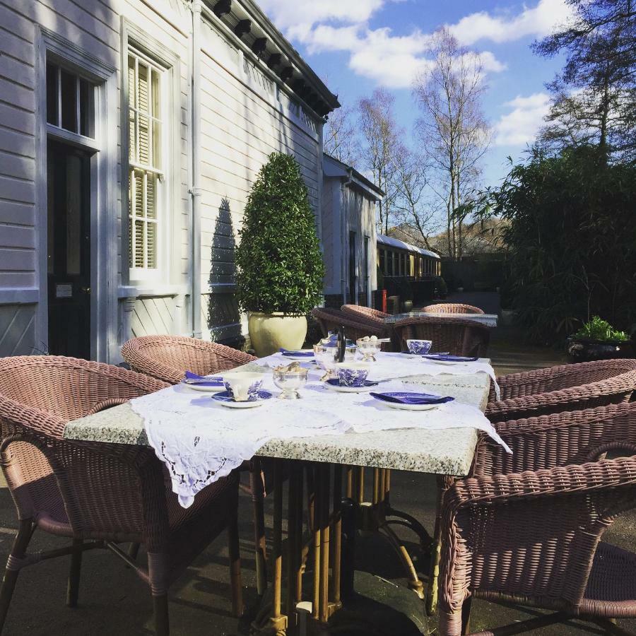 The Old Railway Station Bed & Breakfast Petworth Exterior photo